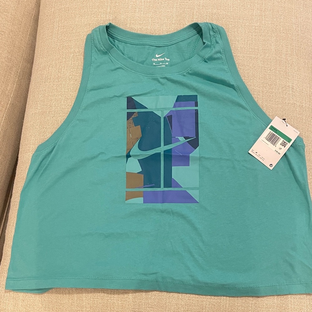 Nike Women's Teal Graphic Crop Top